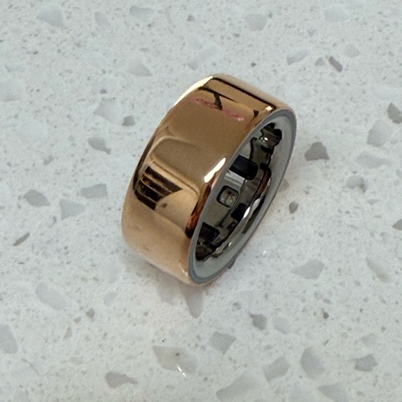BRAND NEW Oura Ring Gen 4 Rose Gold size 4! - Picture 9 of 11
